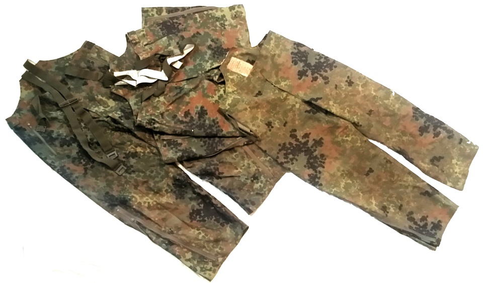 3 Stück Original BW Bundeswehr Nässeschutz Hosen Regenhosen II.Wahl